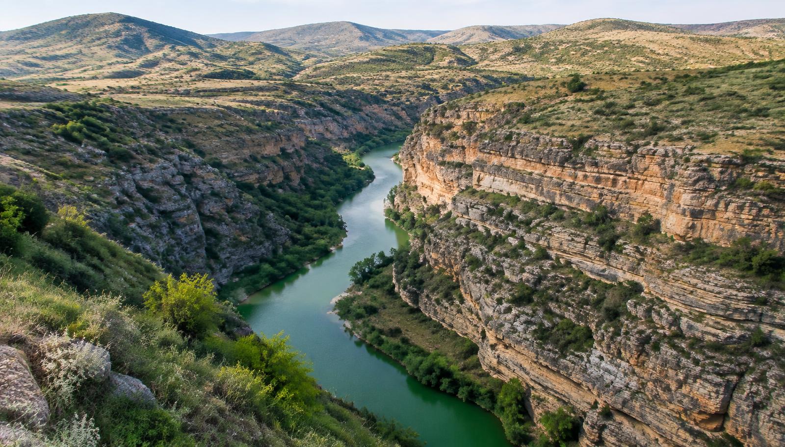 Osumi Canyon Rim, Skrapar
